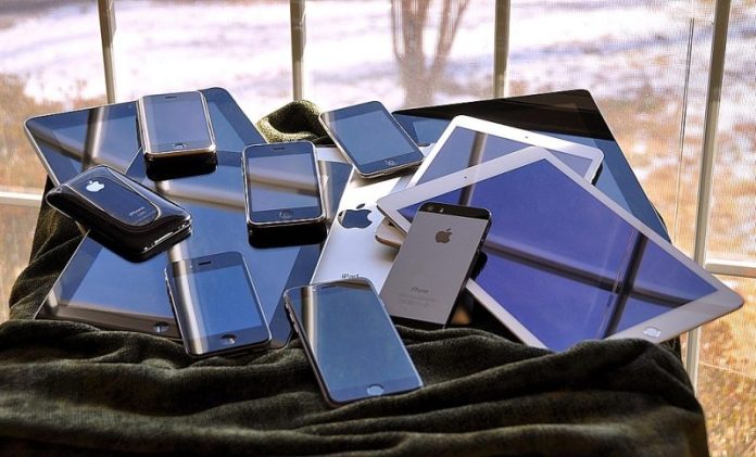 pile of cell phones